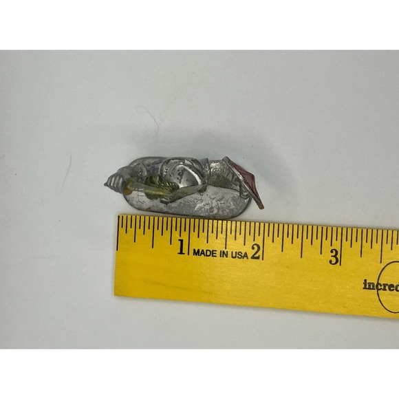 Knight Figure Small Plastic Grey Made in Germany - Picture 7 of 7